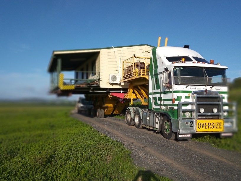 House relocation on the road